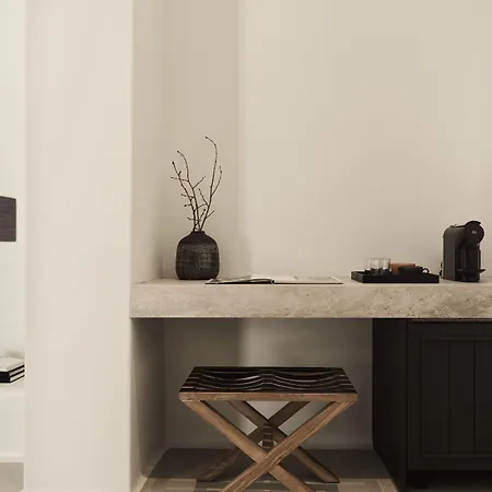Ezio Bo Luxury Living Hotel 4*