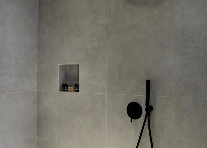 Ezio Bo Luxury Living 4*