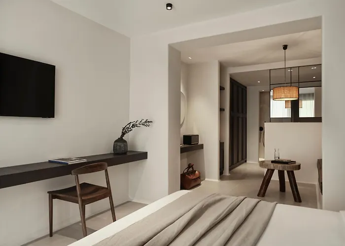 Ezio Bo Luxury Living Hotel 4*