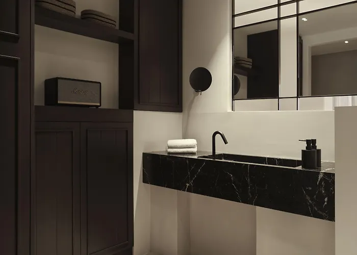 Ezio Bo Luxury Living Hotel 4*